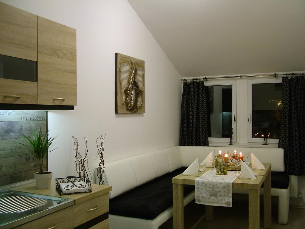 Korzó Apartman Koszeg Ruang foto